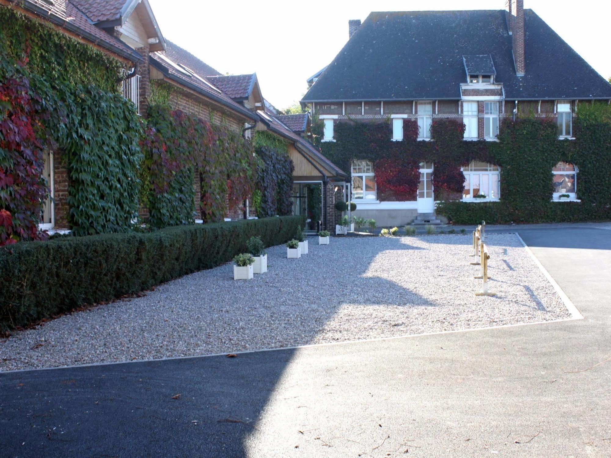 Logis Hotel & Restaurant - Le Manoir De Gavrelle Exteriör bild